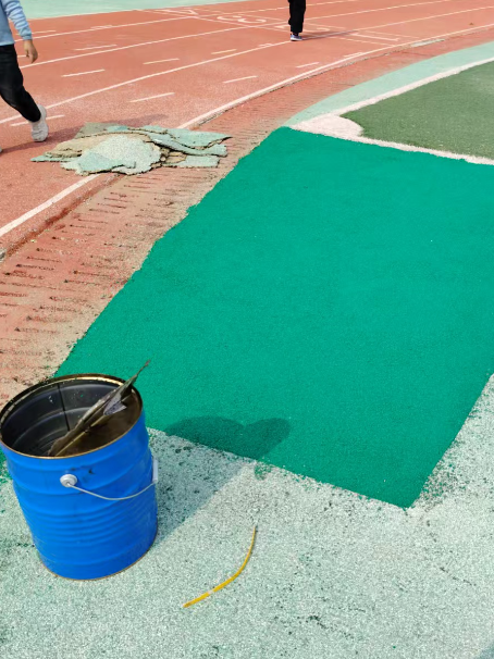 荆州球场翻新修补改造专项服务介绍